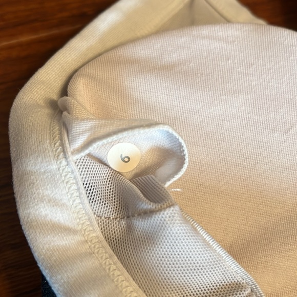 Lululemon Workout Top - Picture 6 of 6